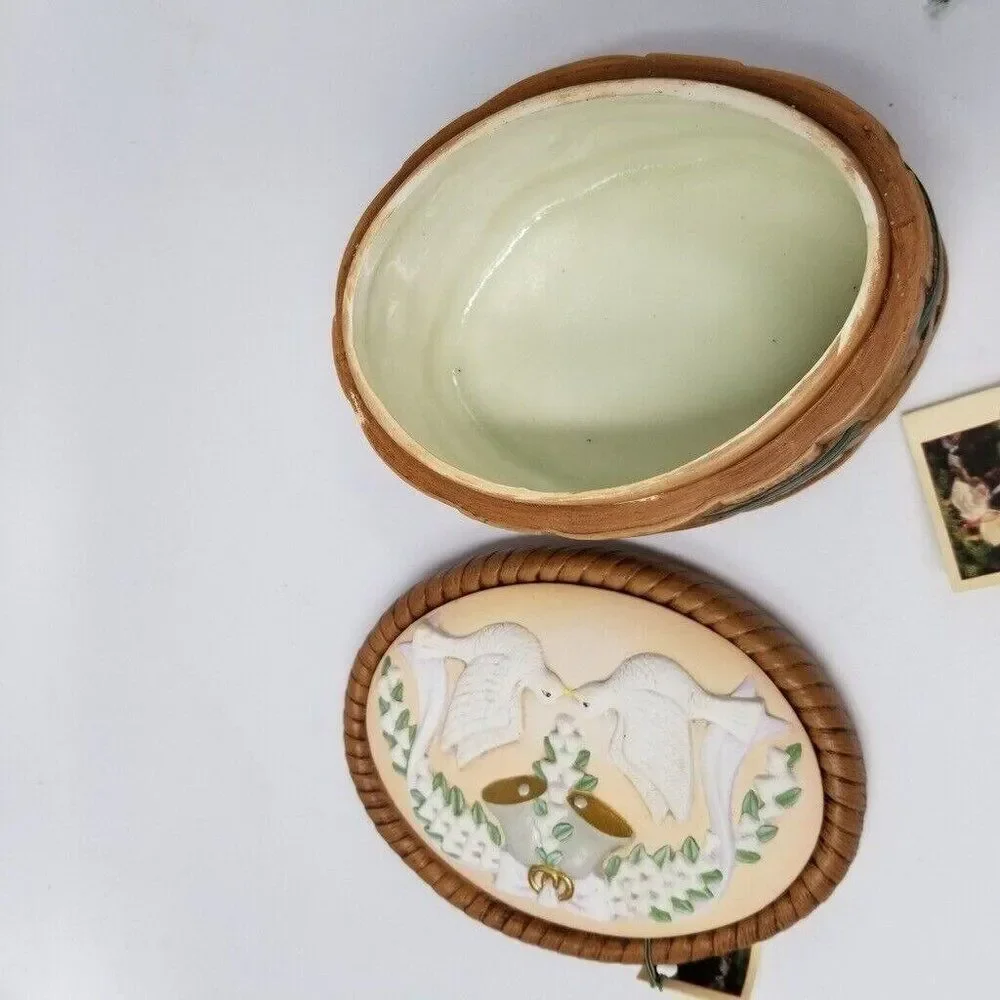 Ceramic Trinket Box Basket Brown Anniversary Doves Rings Removable Disk